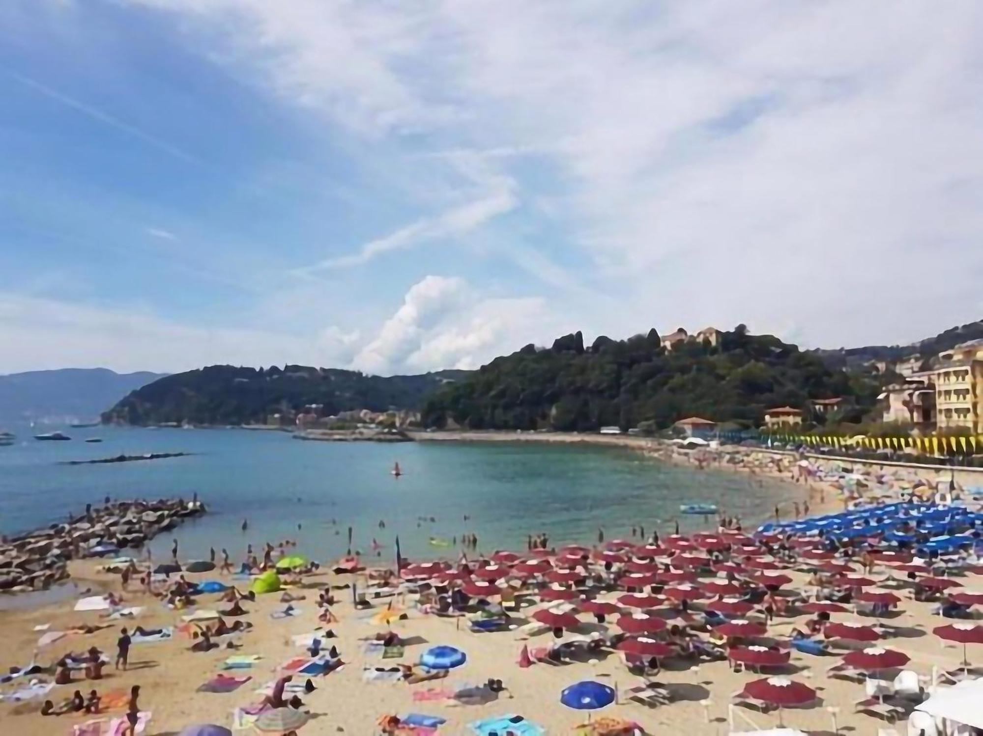 Affittacamere "In Piazzetta Da Vasco" Lerici Exterior photo