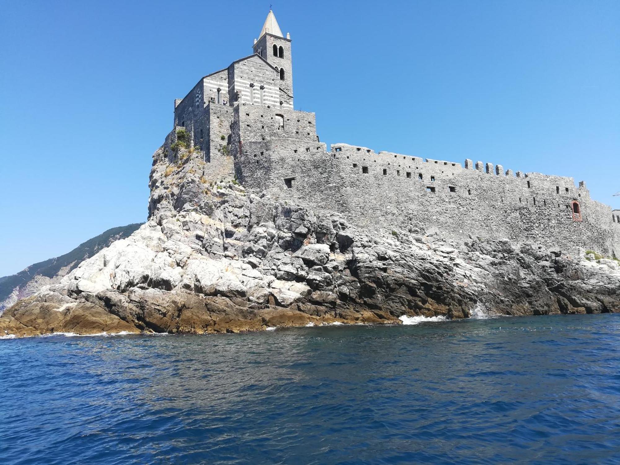 Affittacamere "In Piazzetta Da Vasco" Lerici Exterior photo