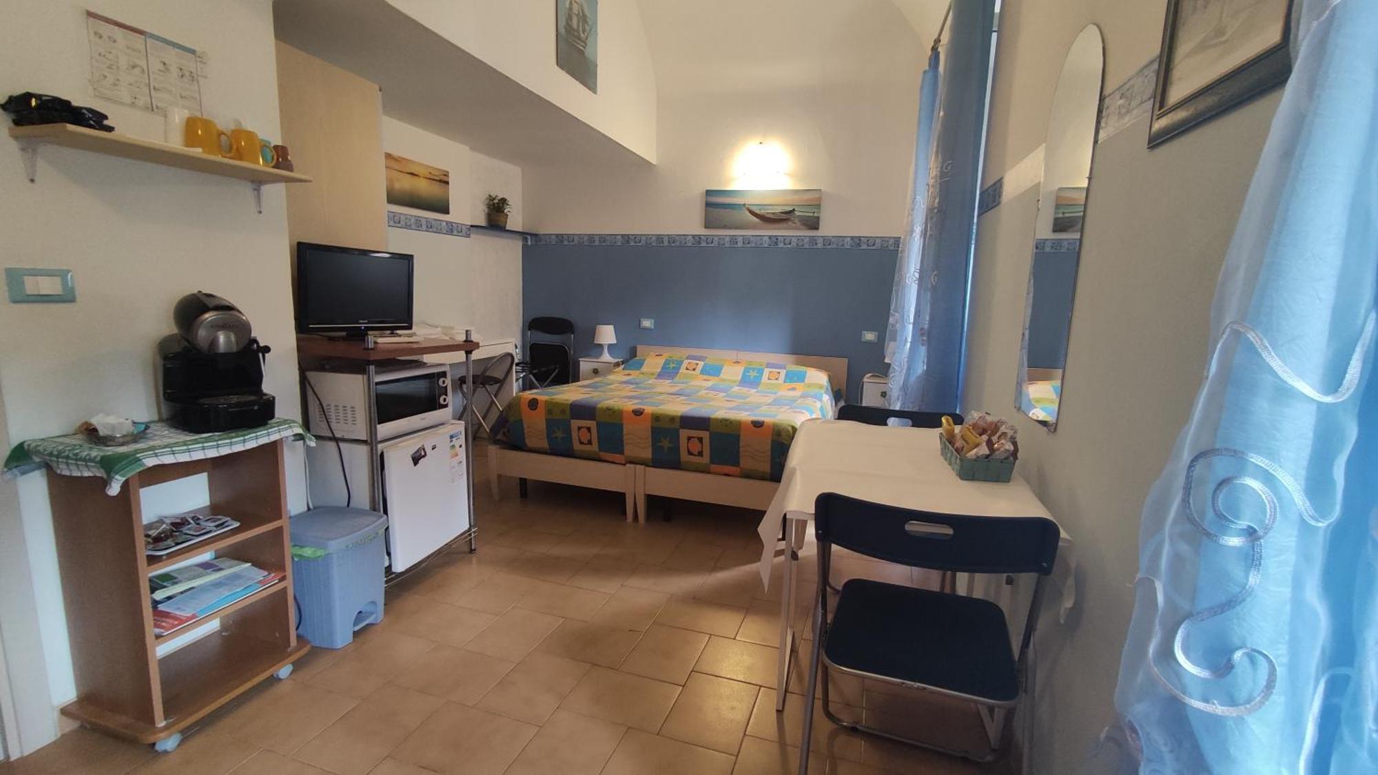 Affittacamere "In Piazzetta Da Vasco" Lerici Exterior photo